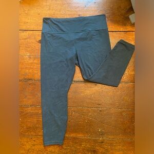 NEVER WORN WITHOUT TAGS / Athleta Elation Garment Dye 7/8 Tight
